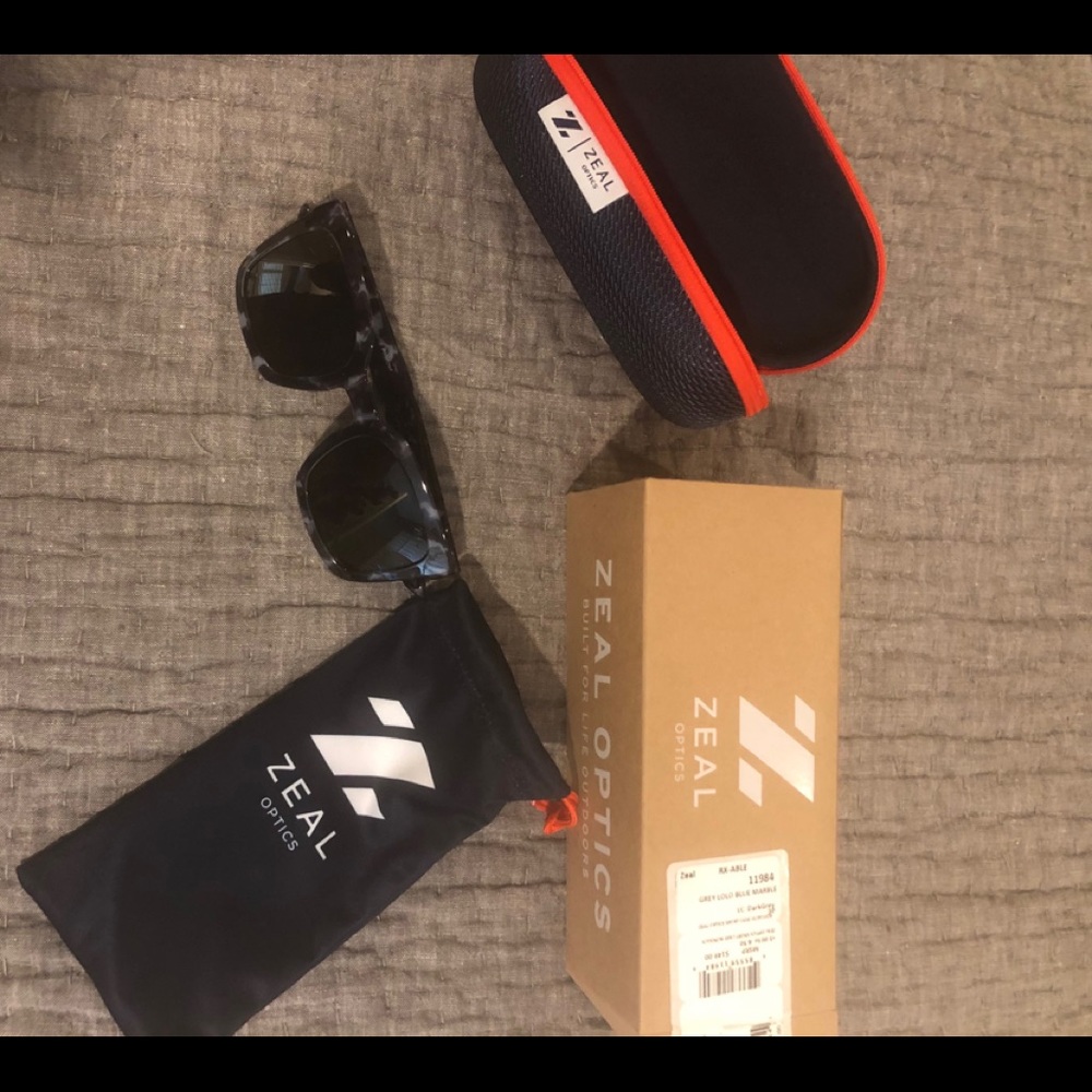 Zeal by Maui Jim Lolo Polarized Sunglasses - new